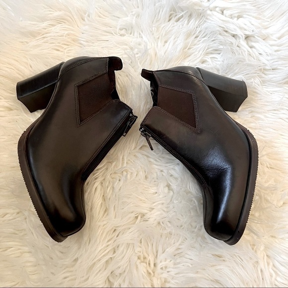 ALIBI Brown Leather Zip up Front Booties Size 6 1/2 - Picture 3 of 6